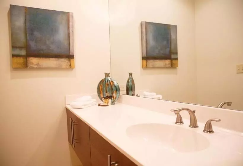 The Lofts At The Five & Dime