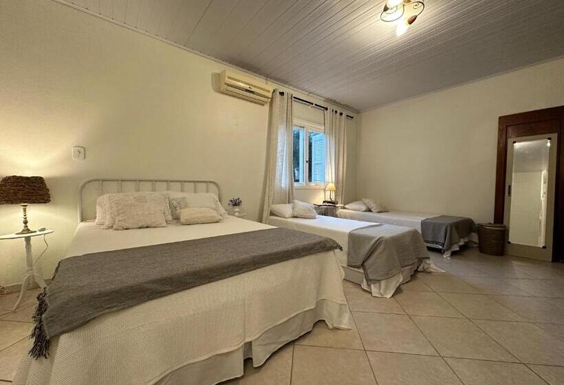 Bed & Breakfast Chácara Rosa Cortiana