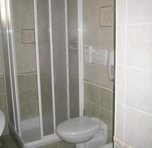 هتل Albergo Centrale
