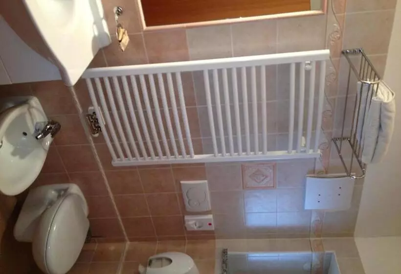 هتل Albergo Centrale