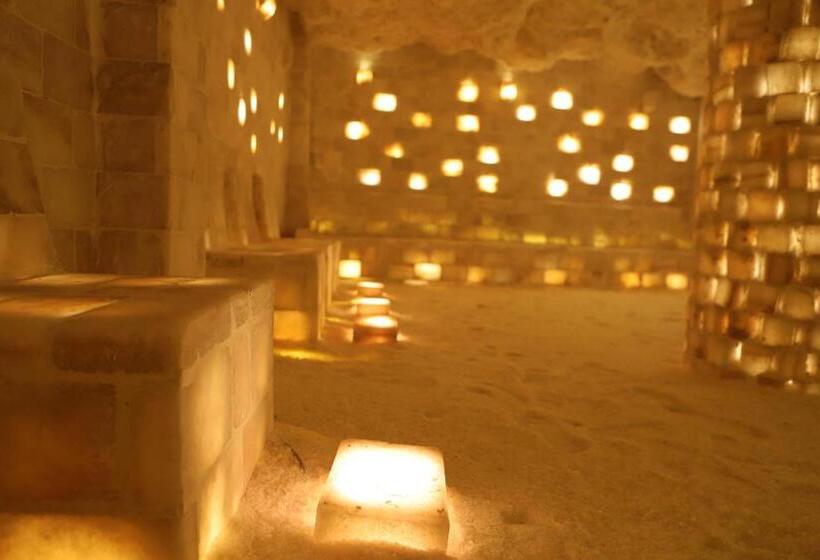 مُتل Marseilia Land Aqua Park Families Only