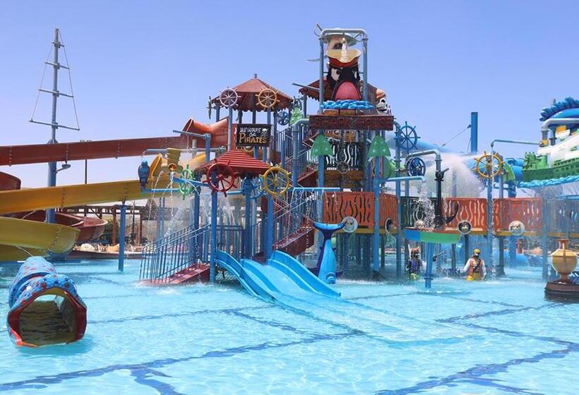 مُتل Marseilia Land Aqua Park Families Only