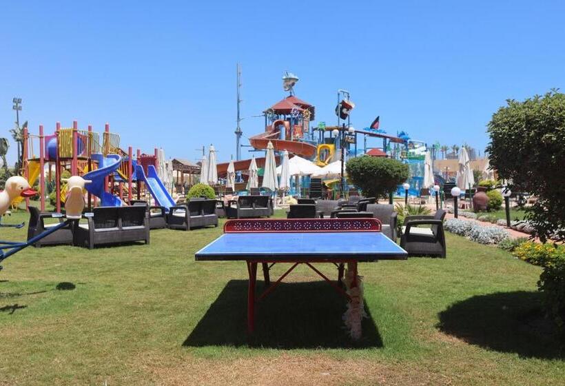 مُتل Marseilia Land Aqua Park Families Only