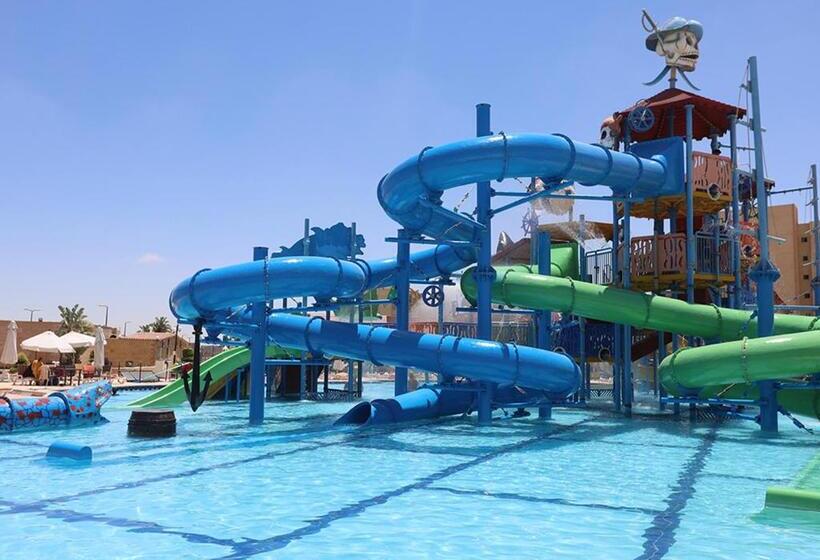 مُتل Marseilia Land Aqua Park Families Only