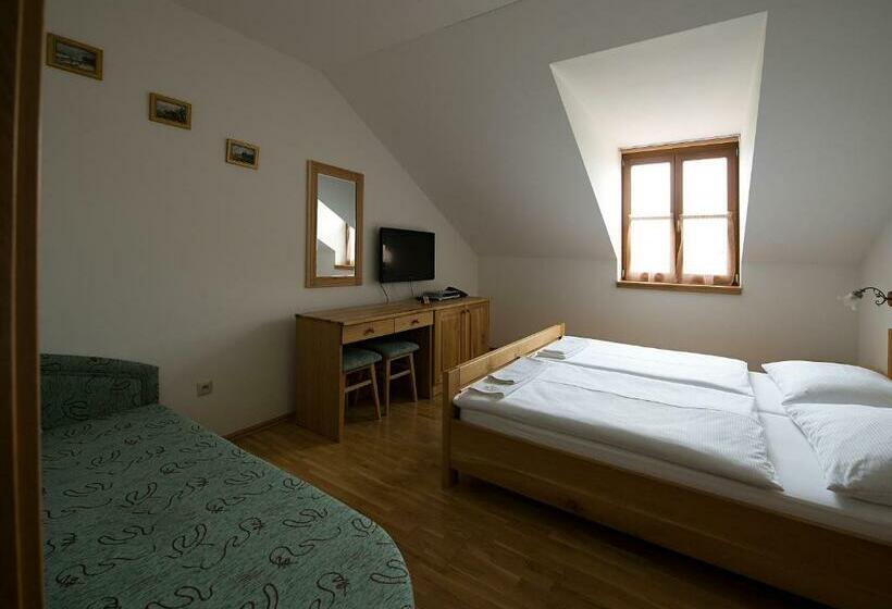 פנסיון Penzión Salaš Cabaj