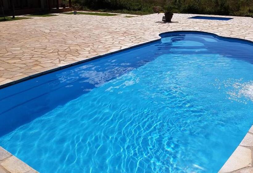 پانسیون Pousada Verde Do Mato