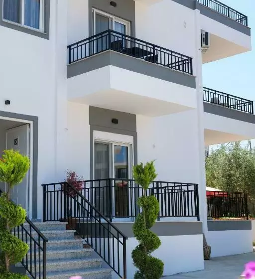 Majatalo Julies Vila