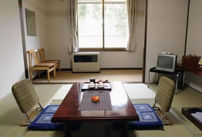 Hotelli Yunosawa Onsen Mori No Shiki