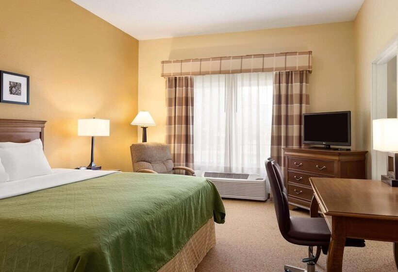 فندق Country Inn & Suites By Radisson, Salina, Ks