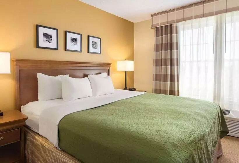 ホテル Country Inn & Suites By Radisson, Salina, Ks
