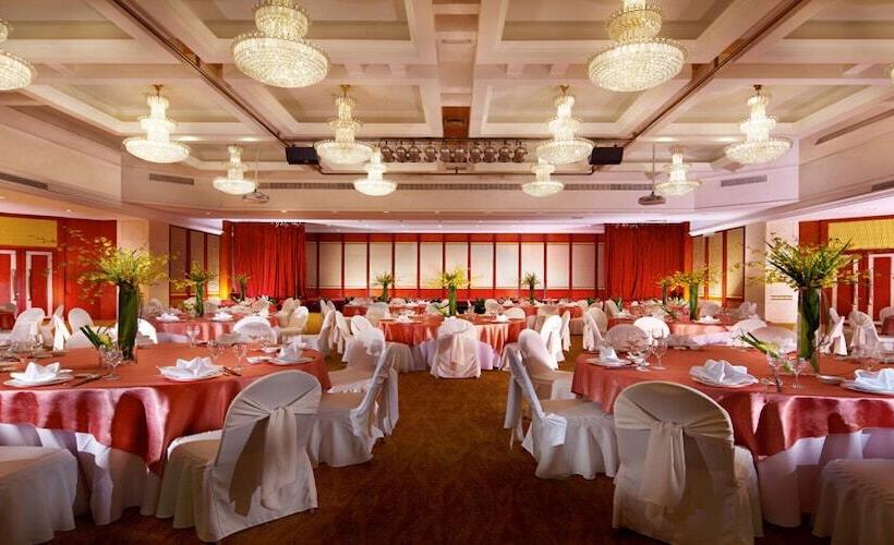 Crowne Plaza City Center Ningbo, An Ihg Hotel   Near Ningbo Railway Station