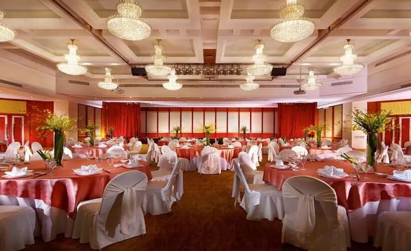 Crowne Plaza City Center Ningbo, An Ihg Hotel Near Ningbo Railway Station