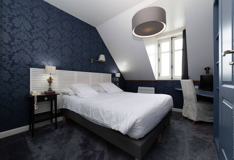 هتل Domaine De La Gressiere