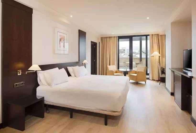 هتل Exe Oviedo Centro