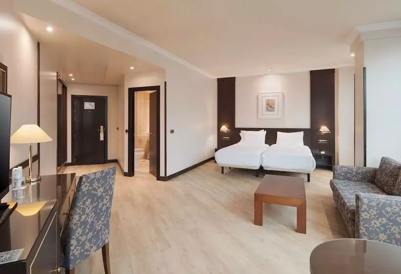 هتل Exe Oviedo Centro