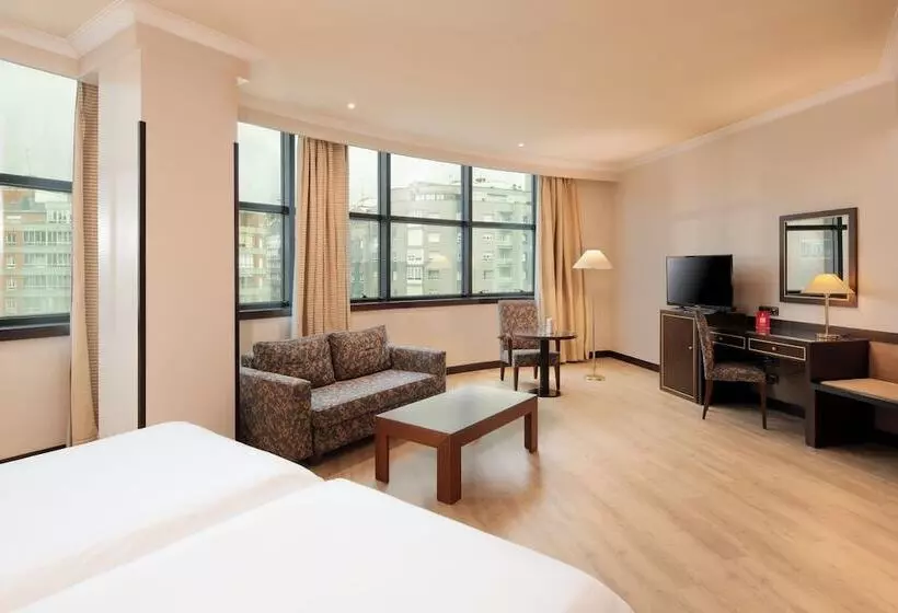 هتل Exe Oviedo Centro