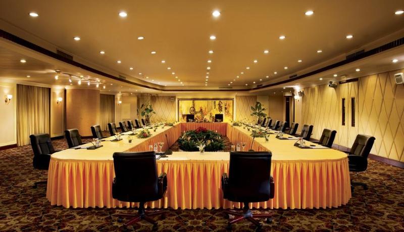 Hotel Howard Johnson Plaza By Wyndham Guiyang