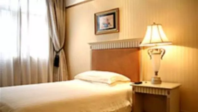 ホテル Huaying International