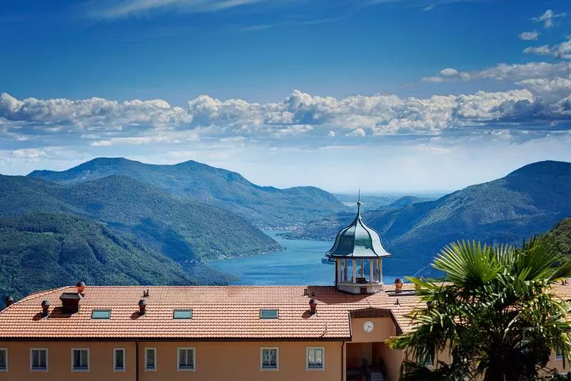 ホテル Kurhaus Cademario