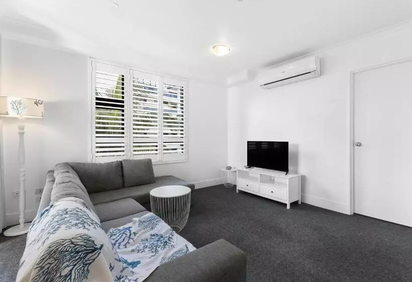 Отель Neptune Resort