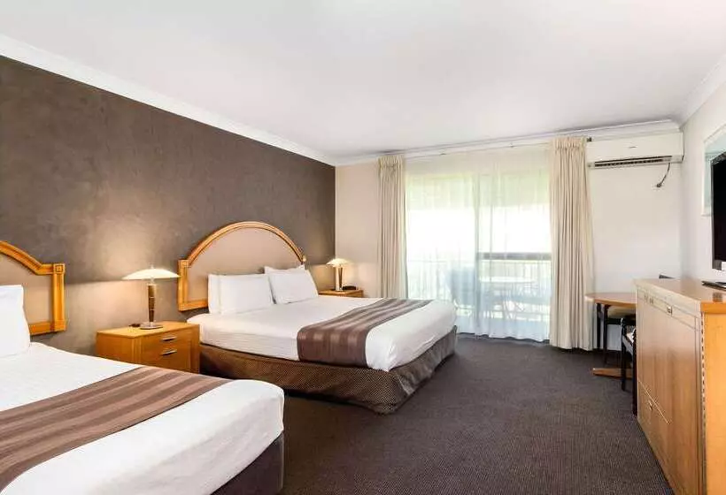 ホテル Quality Inn Dubbo International