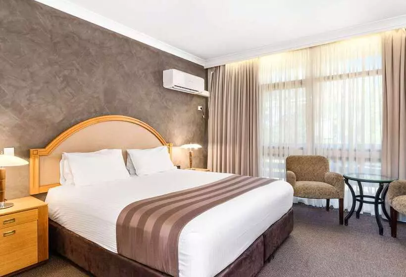 ホテル Quality Inn Dubbo International