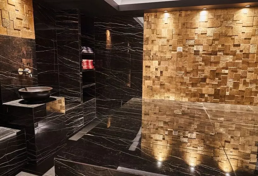 Steigenberger Icon Grandhotel & Spa Petersberg