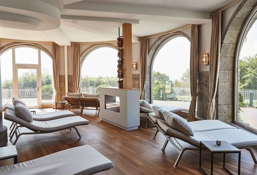 Steigenberger Icon Grandhotel & Spa Petersberg