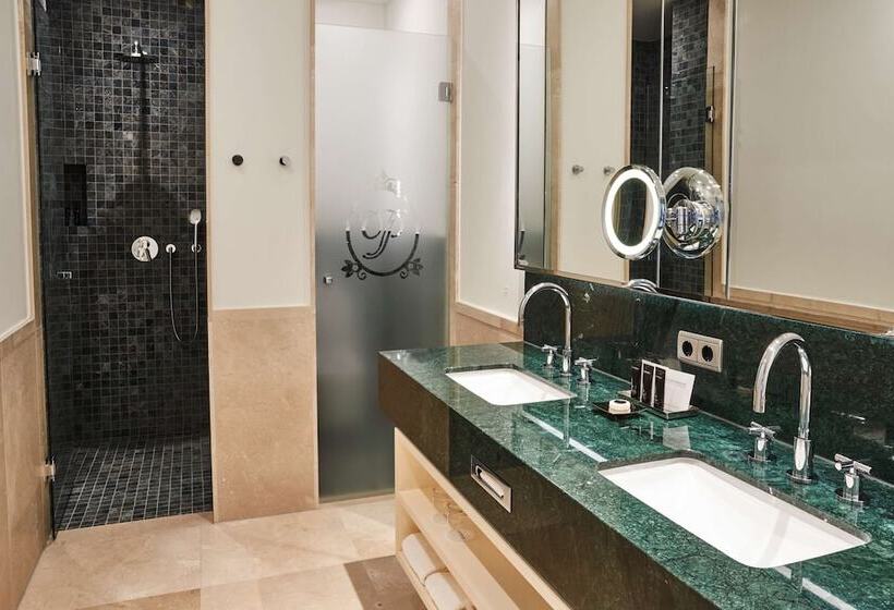 Steigenberger Icon Grandhotel & Spa Petersberg