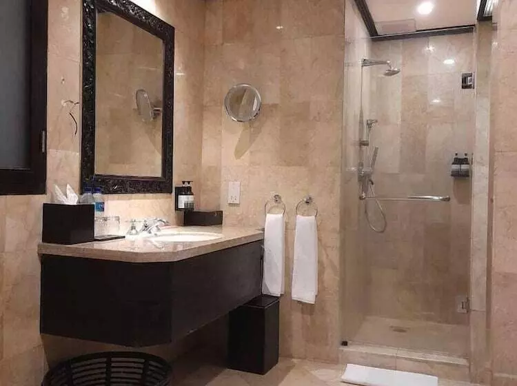 فندق The Royal Beach Seminyak Bali