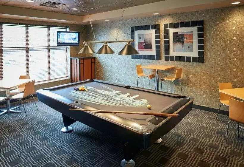 هتل Towneplace Suites By Marriott Minneapolis Downtown/north Loop
