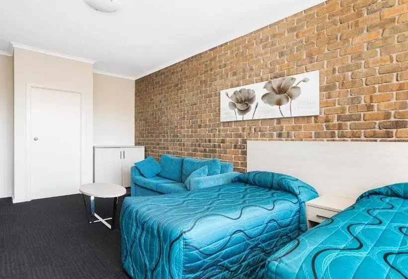 Marion Motel And Apartments