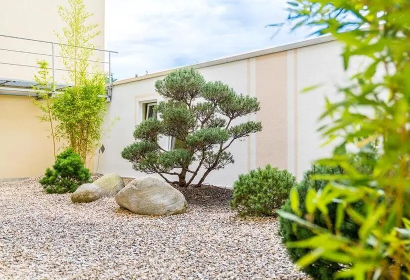 Residenzhotel Stuttgart Airport, Sure Hotel Collection by Best Western
