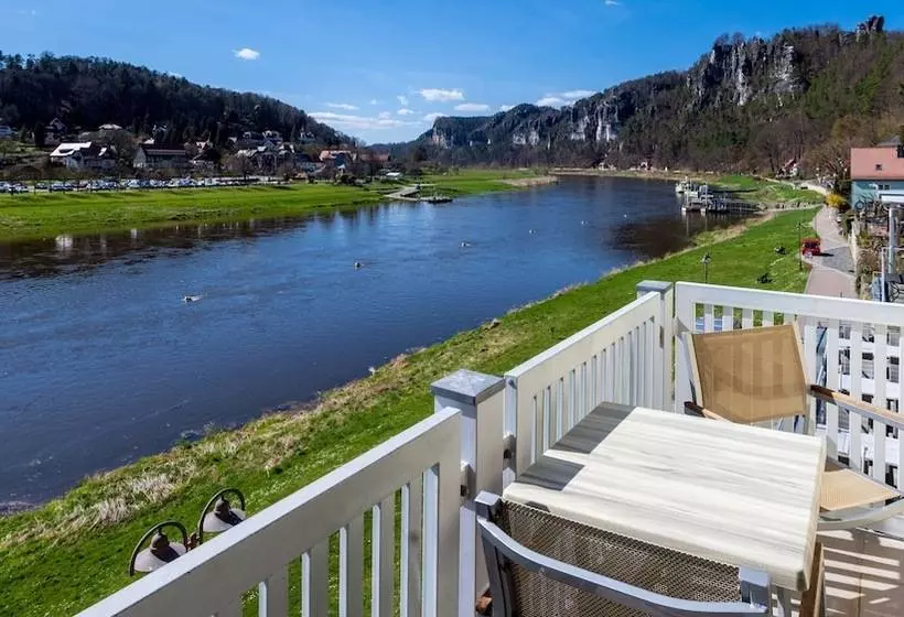 Steiger Hotel Elbschlösschen Rathen