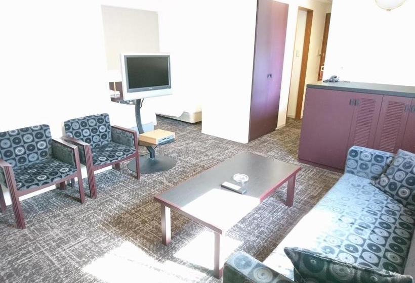 בית מלון כפרי Bougain Villea Sapporo