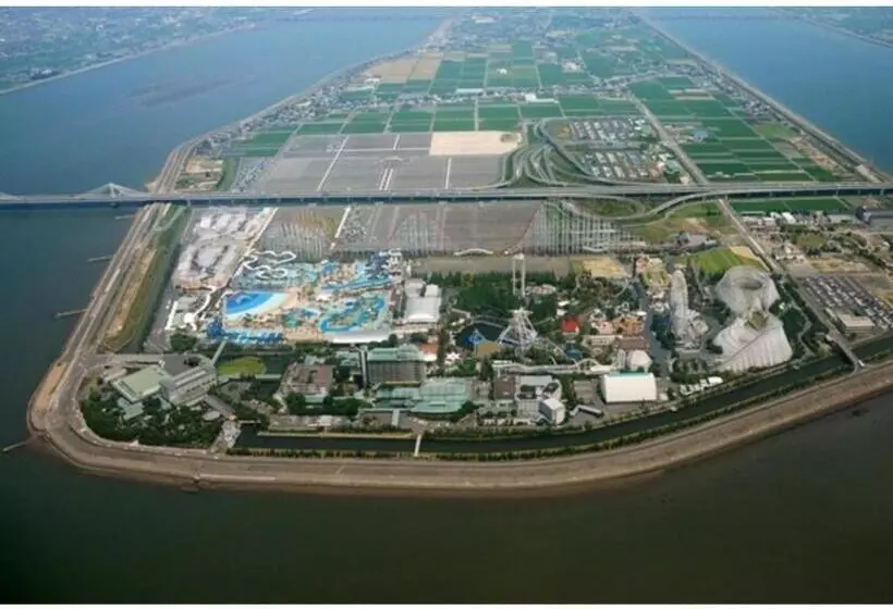 ホテル Kuwana Park