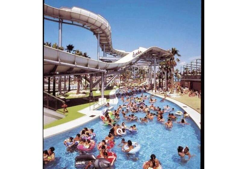 فندق Kuwana Park