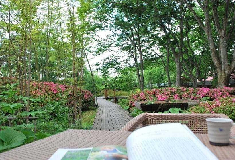 فندق Yutomori Club