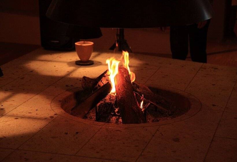 فندق Yutomori Club