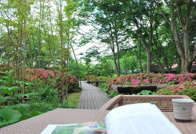 فندق Yutomori Club