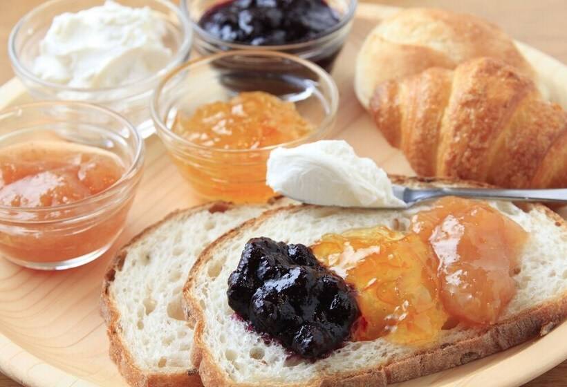 فندق Yutomori Club