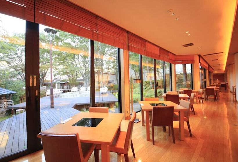 فندق Yutomori Club