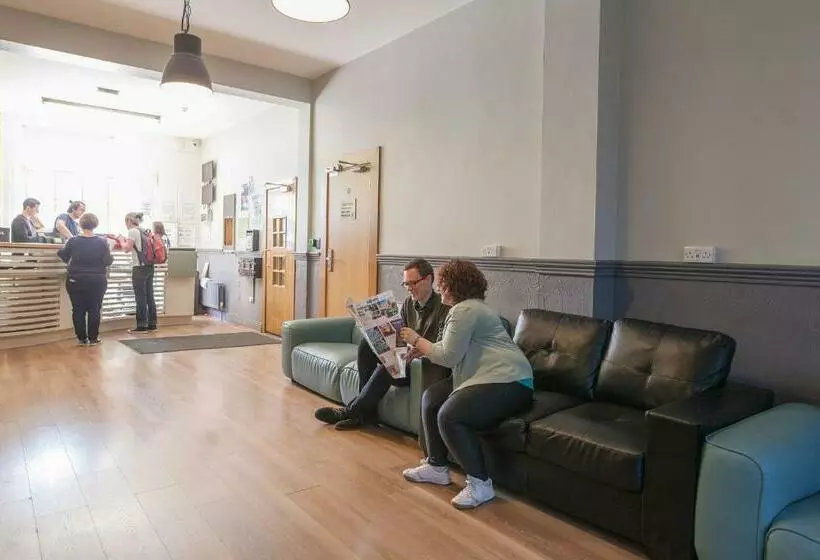 בית מלון כפרי Abrahams Hostel