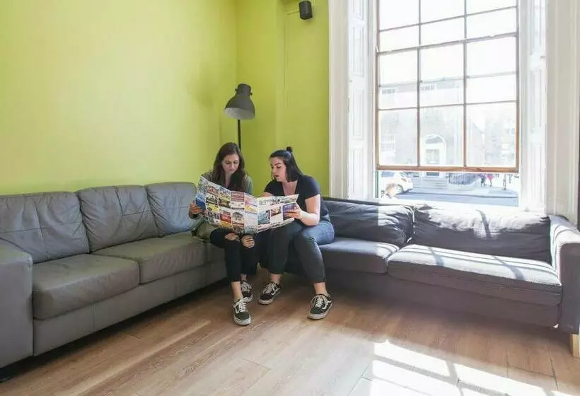 בית מלון כפרי Abrahams Hostel