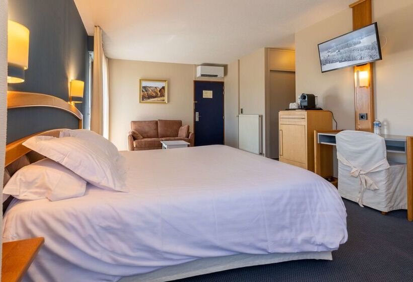 ホテル Best Western Le Relais De Laguiole Hôtel & Spa