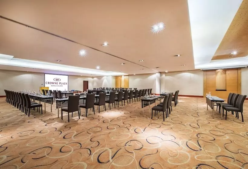 هتل Crowne Plaza Manila Galleria, An Ihg