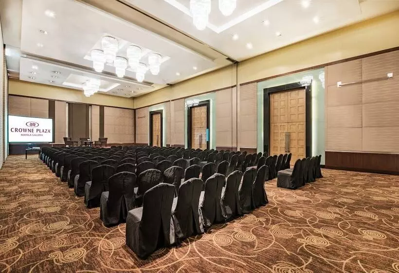 هتل Crowne Plaza Manila Galleria, An Ihg