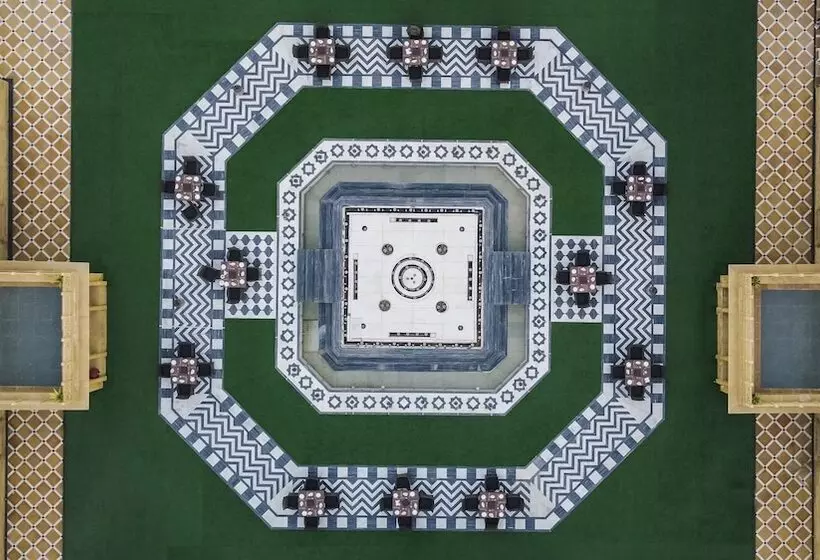 Отель Fort Rajwada,jaisalmer