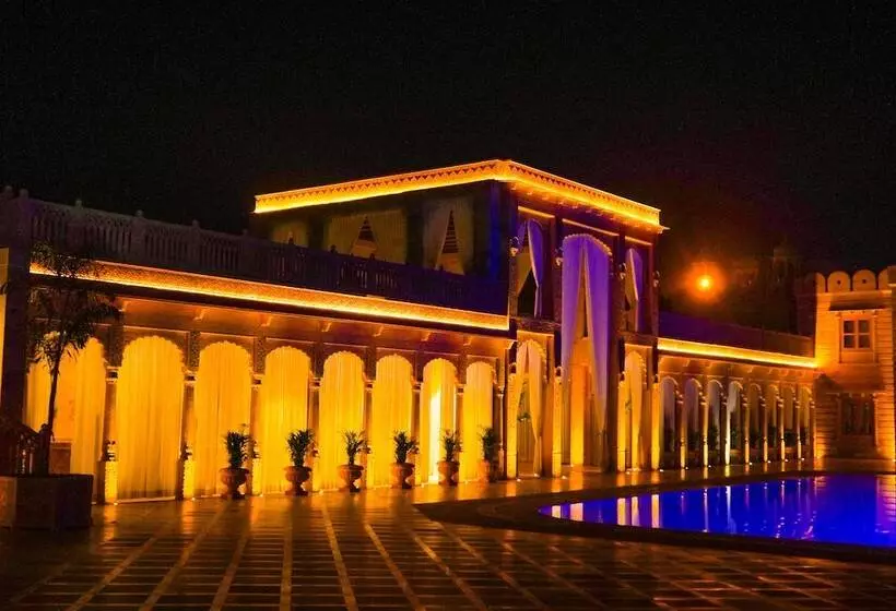 Отель Fort Rajwada,jaisalmer