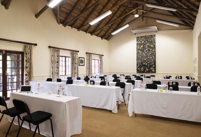 בית מלון כפרי Hippo Hollow Country Estate